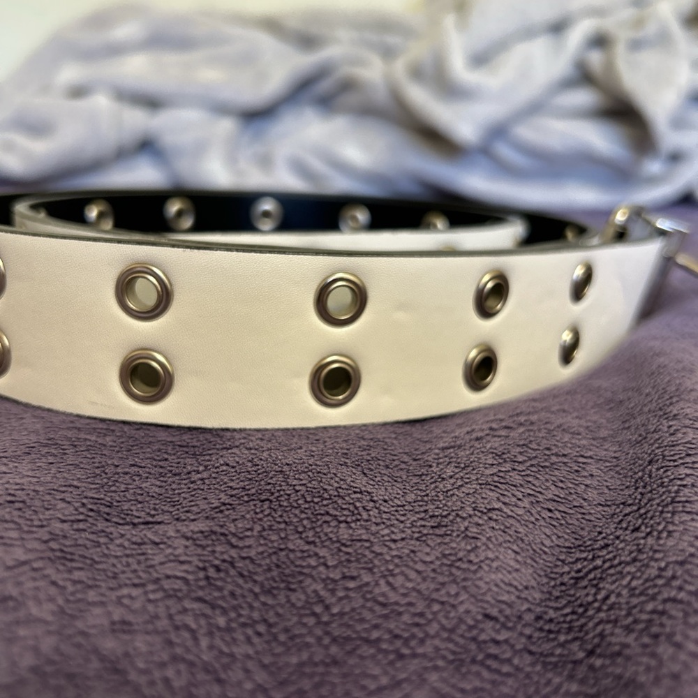 Time and Tru White Belt with Silver Grommets